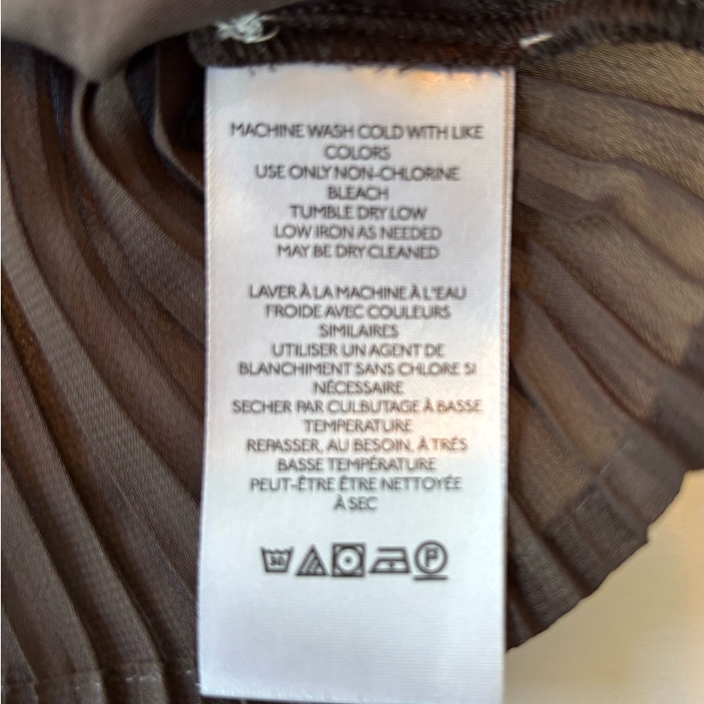 Urban Outfitters Chocolate Brown ‘Rachel’ Plisse Top With Front Tie - Picture 8 of 10